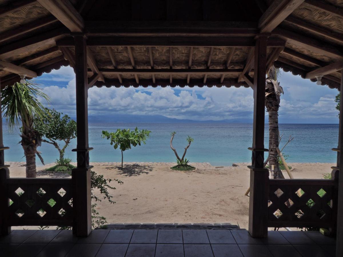 Blue Harbor Beachfront Villas & Resto Ped エクステリア 写真