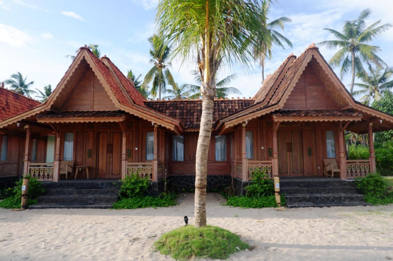 Blue Harbor Beachfront Villas & Resto Ped エクステリア 写真